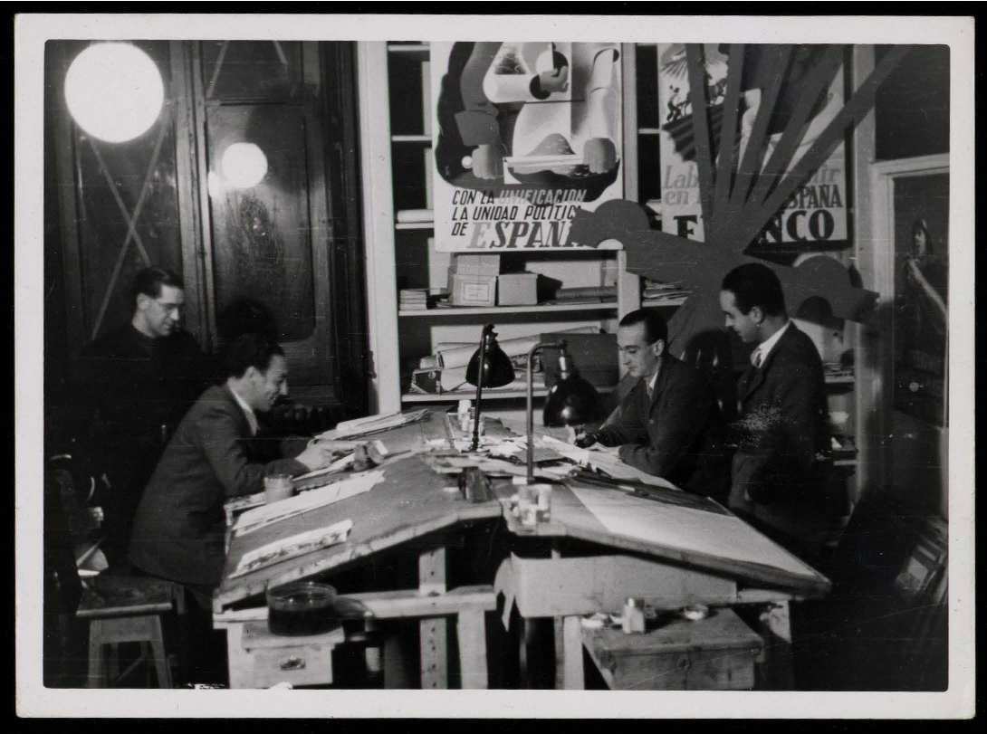 832-Service File.jpg